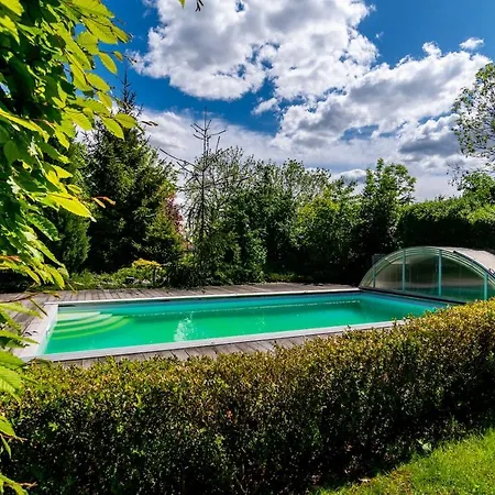 Luxury Near Prague Pool, Wellness, Garden ヴィラ *