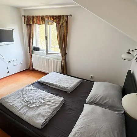 ヴィラ Luxury Near Prague Pool, Wellness, Garden *